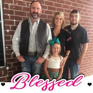 Meet your Posher, Lacy